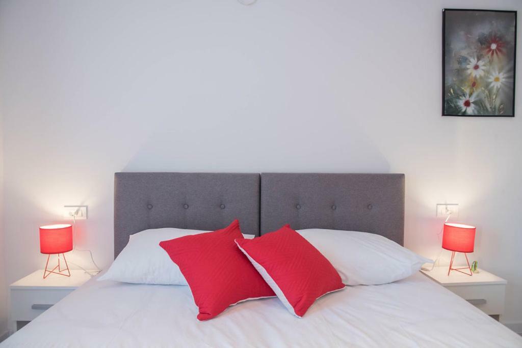 Apartment Eli - Sea View Млини Екстериор снимка